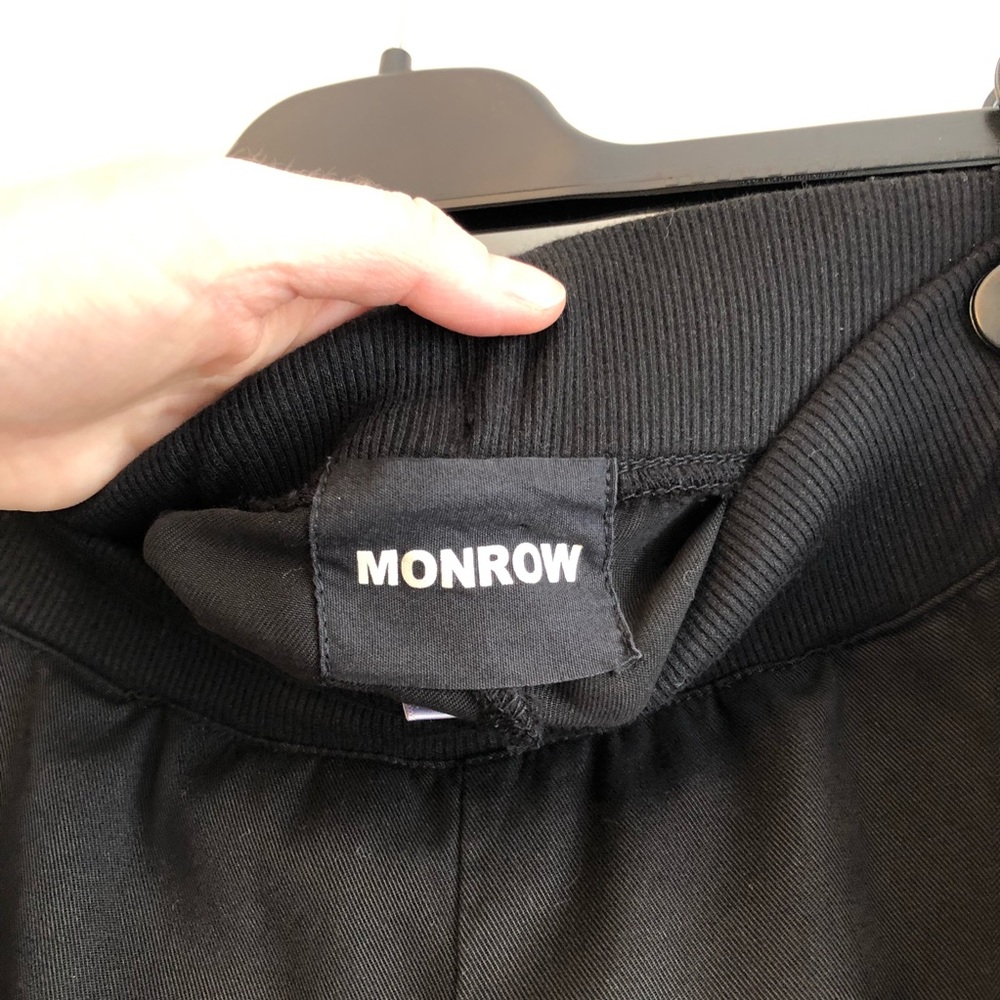 Monrow Black Cuff Pants - Picture 7 of 8